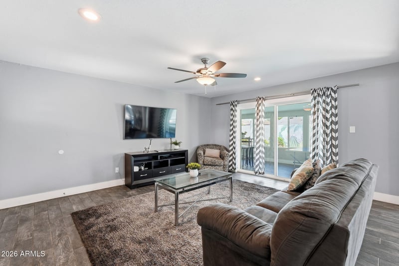 8310 Devonshire Ave, Scottsdale, AZ 85251