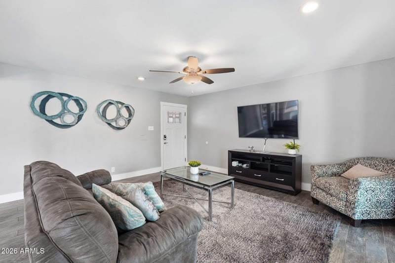 8310 Devonshire Ave, Scottsdale, AZ 85251