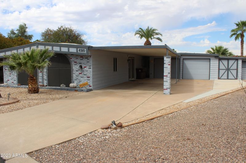 8310 E Dutchman Dr, Mesa, AZ 85208