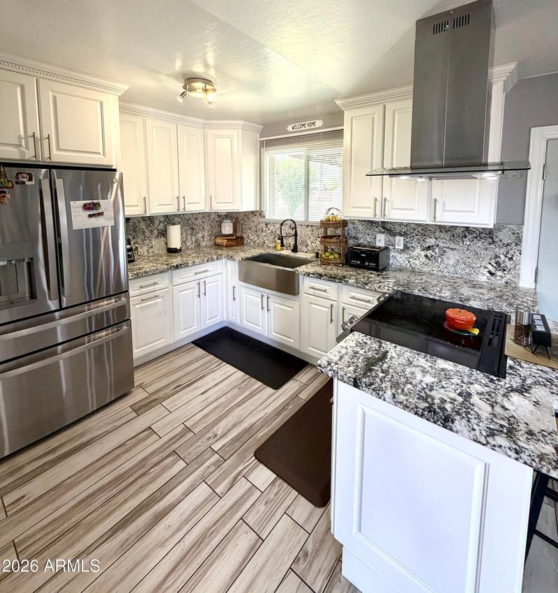 8310 N 55th Ave, Glendale, AZ 85302