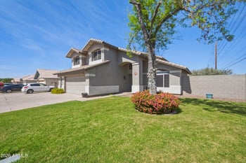 8310 Pershing Ave, Peoria, AZ 85381