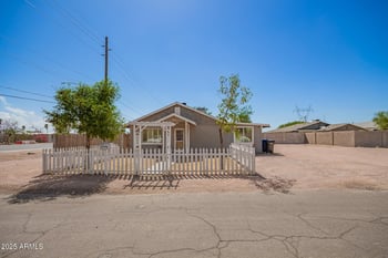 8310 University Dr, Mesa, AZ 85207