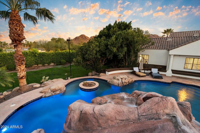 8312 50th St, Paradise Valley, AZ 85253