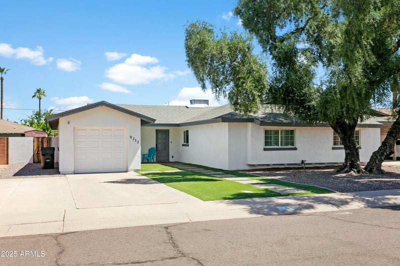 8312 Mackenzie Dr, Scottsdale, AZ 85251