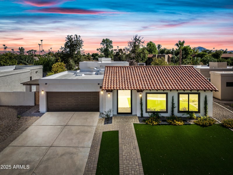 8313 Thoroughbred Trl, Scottsdale, AZ 85258