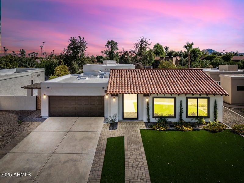 8313 Thoroughbred Trl, Scottsdale, AZ 85258