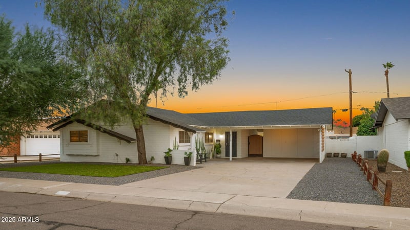 8315 Devonshire Ave, Scottsdale, AZ 85251