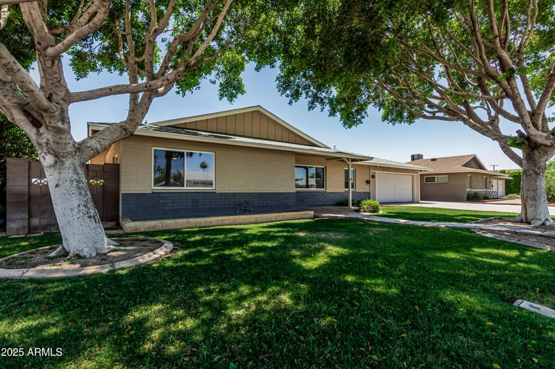 8315 Vernon Ave, Scottsdale, AZ 85257