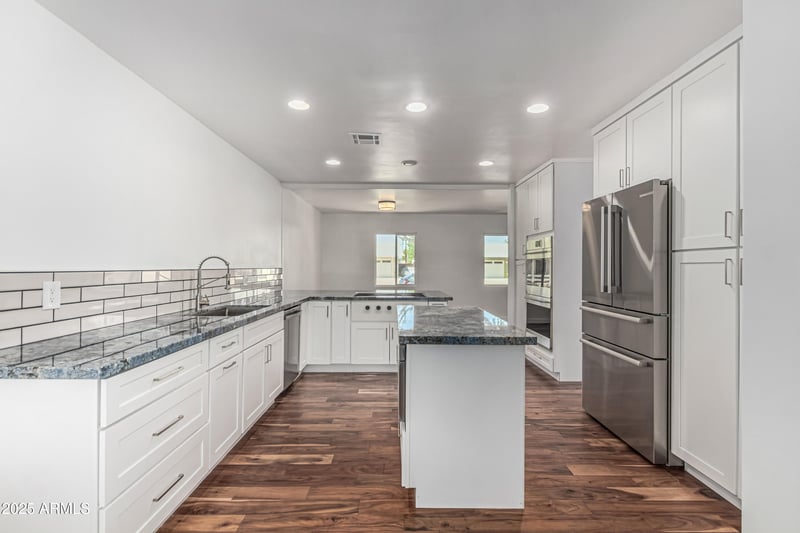 8315 Vernon Ave, Scottsdale, AZ 85257