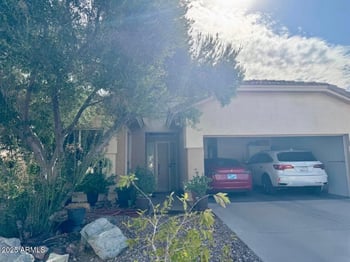 8317 61st Ln, Glendale, AZ 85302