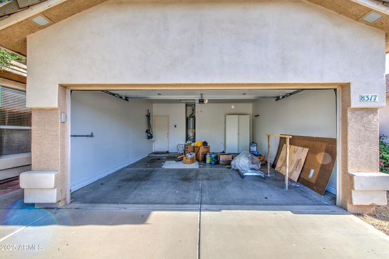 8317 N 61st Ln, Glendale, AZ 85302