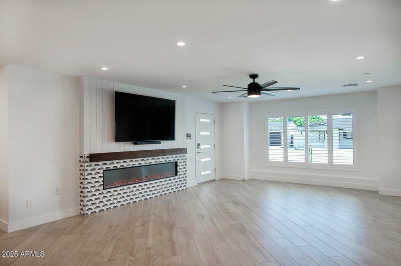 8318 Sells Dr, Scottsdale, AZ 85251