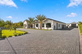8318 W Williams Rd, Peoria, AZ 85383