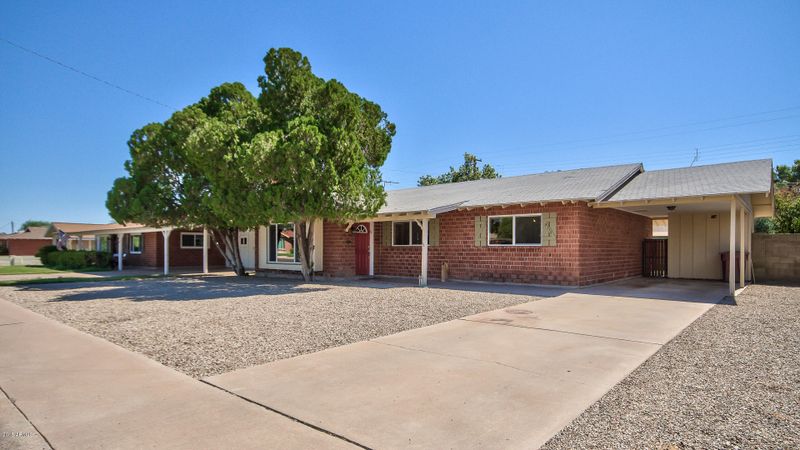 8319 E Weldon Ave, Scottsdale, AZ 85251
