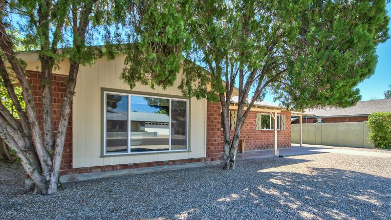 8319 E Weldon Ave, Scottsdale, AZ 85251