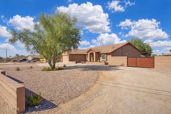 832 N 98th St, Mesa, AZ 85207