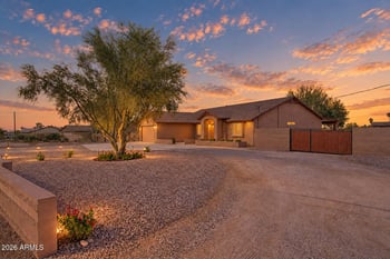 832 N 98th St, Mesa, AZ 85207