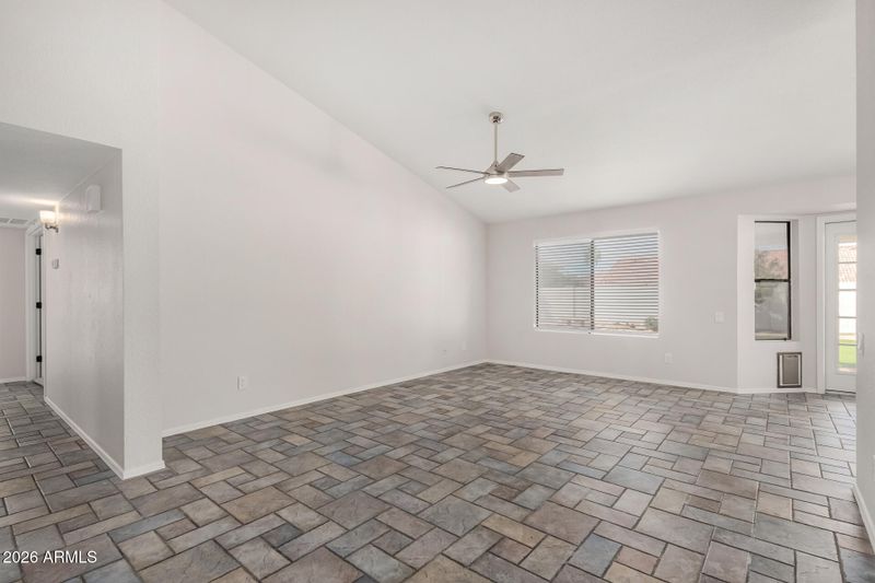 832 N Alvaro Cir, Mesa, AZ 85205