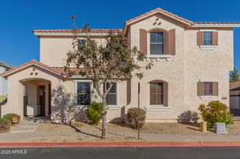 832 Stottler Dr, Gilbert, AZ 85296