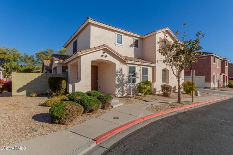 832 Stottler Dr, Gilbert, AZ 85296