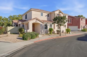 832 Stottler Dr, Gilbert, AZ 85296