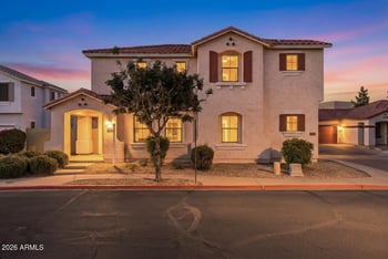 832 Stottler Dr, Gilbert, AZ 85296