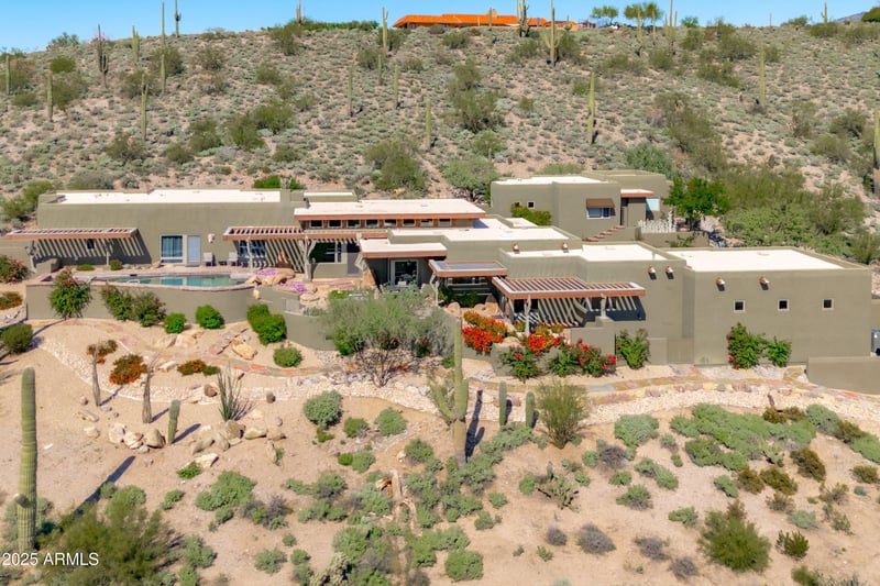 8320 E Concho Ln, Carefree, AZ 85377
