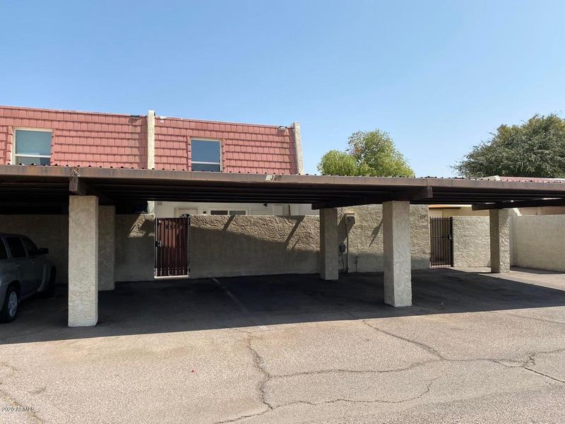 8323 N 59th Dr, Glendale, AZ 85302