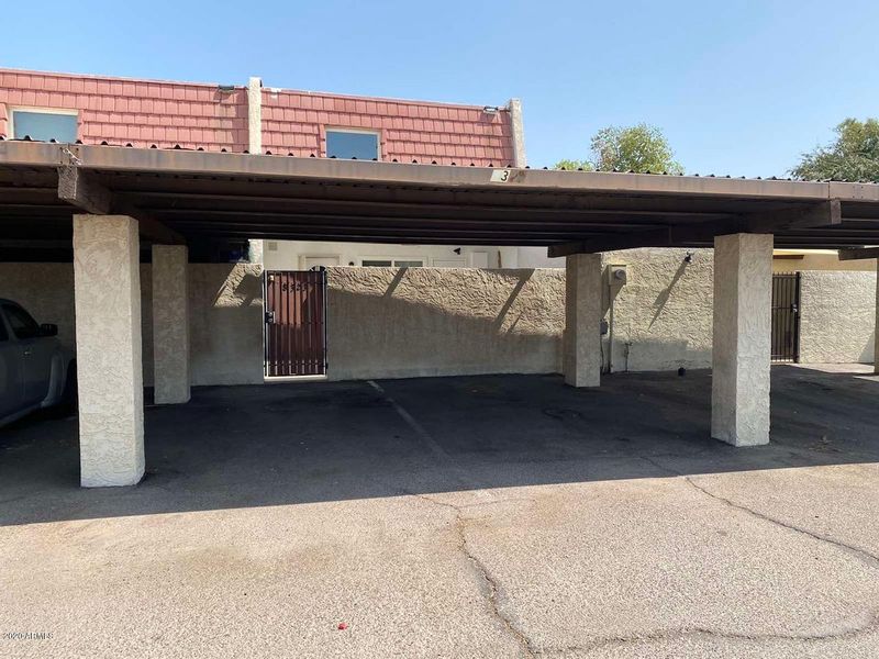 8323 N 59th Dr, Glendale, AZ 85302