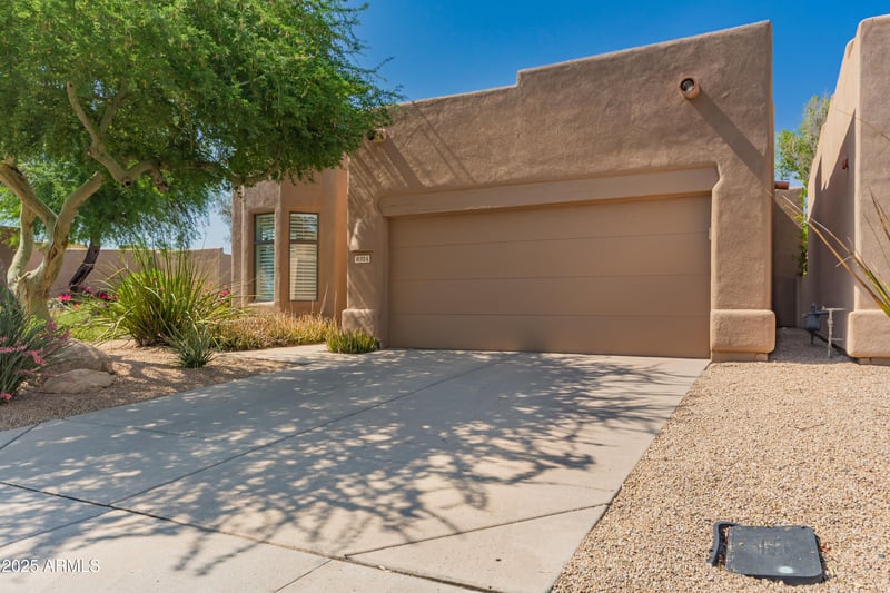 8324 E Cactus Wren Rd, Scottsdale, AZ 85250