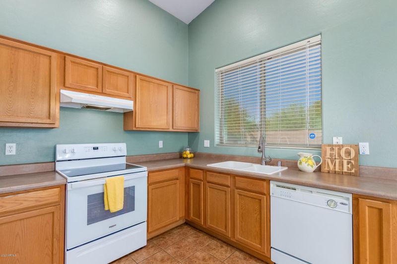 8324 S 23rd Pl, Phoenix, AZ 85042
