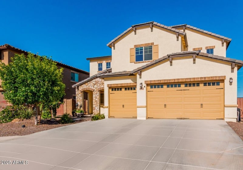 8325 171st Dr, Waddell, AZ 85355