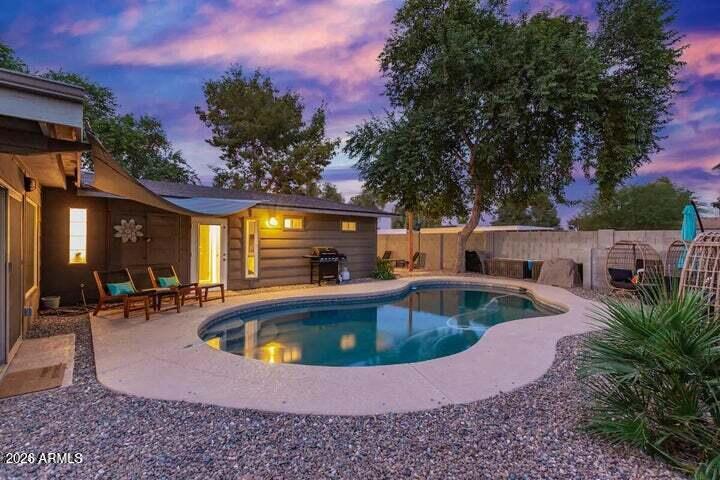 8325 Crestwood Way, Scottsdale, AZ 85250