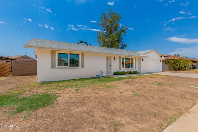 8326 56th Ave, Glendale, AZ 85302