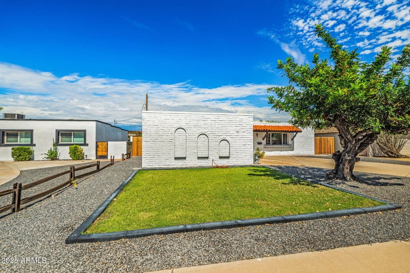 8326 Crestwood Way, Scottsdale, AZ 85250