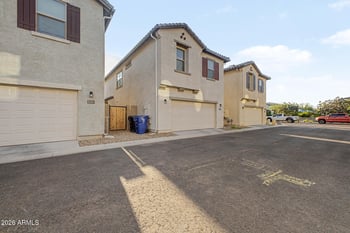 8327 E Impala Ave, Mesa, AZ 85209