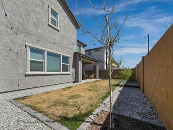 8327 Petunia Ave, Mesa, AZ 85212
