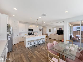 8327 Petunia Ave, Mesa, AZ 85212