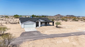 8328 351st Ln, Tonopah, AZ 85354