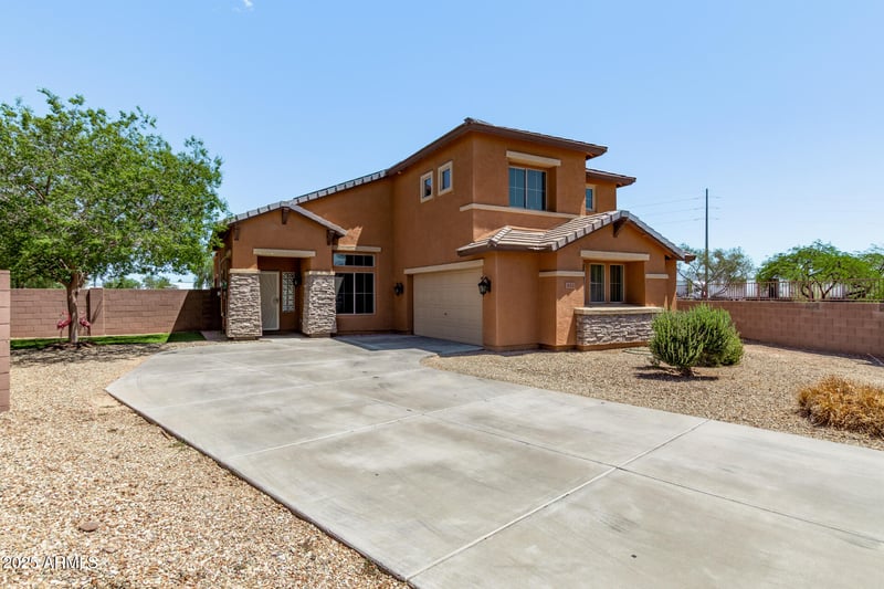 833 113th Ave, Avondale, AZ 85323