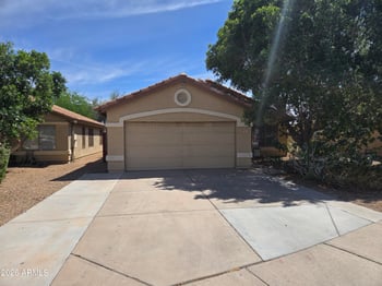833 Pima Ave, Apache Junction, AZ 85119