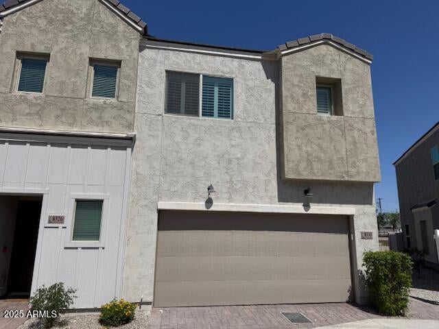 8330 22nd Ln, Phoenix, AZ 85021