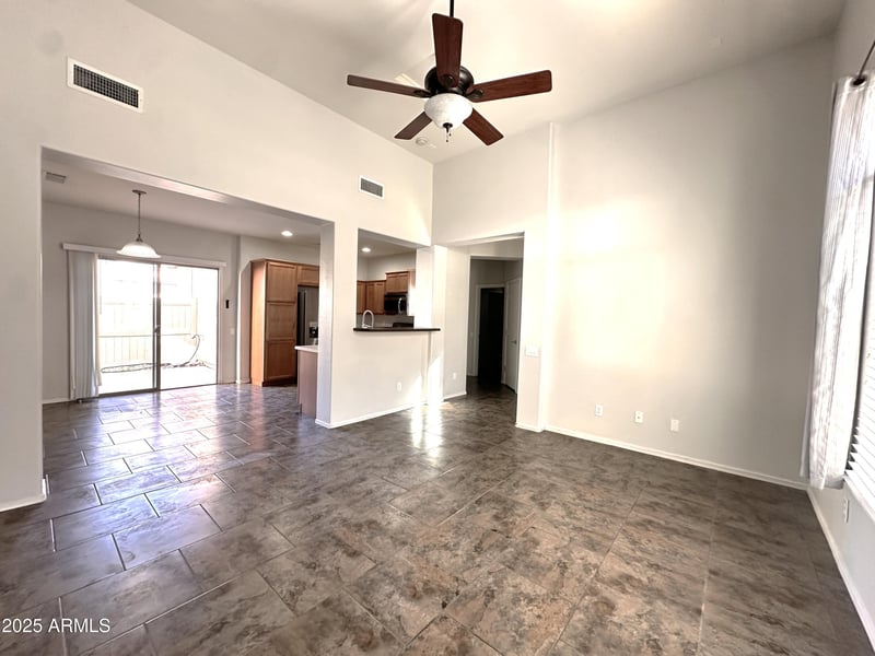 8330 Lewis Ave, Phoenix, AZ 85037