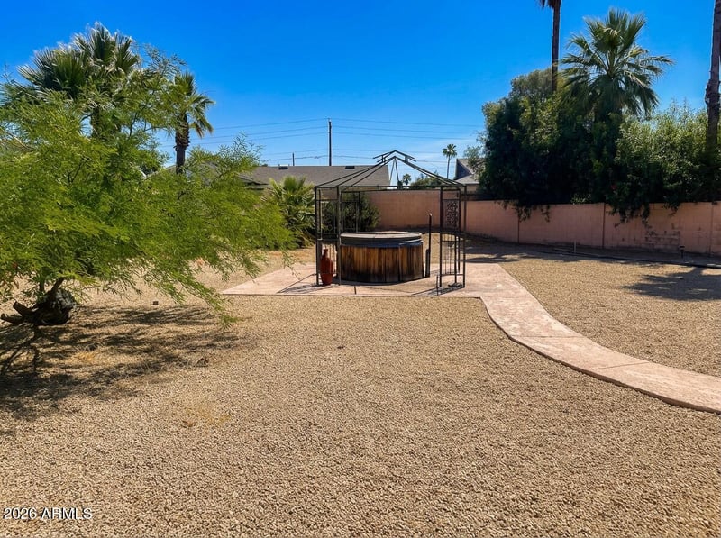 8332 Valley View Rd, Scottsdale, AZ 85250