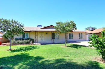 8334 55th Ave, Glendale, AZ 85302