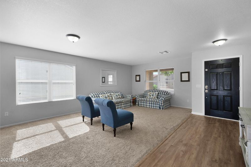 8334 E Peralta Ave, Mesa, AZ 85212