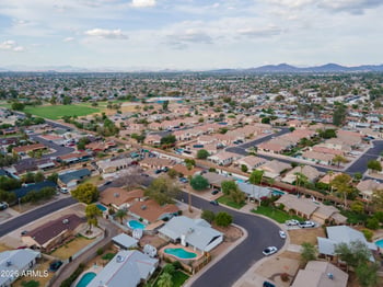 8334 N 57th Dr, Glendale, AZ 85302
