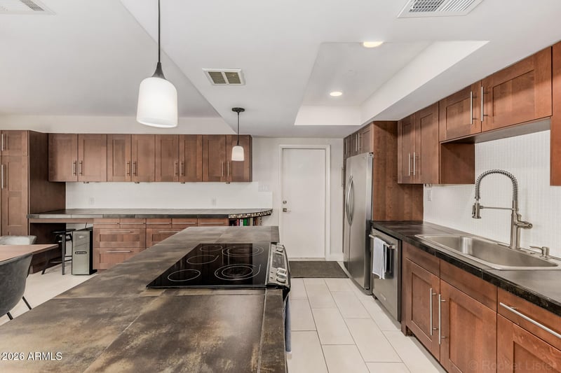 8336 E Montecito Ave, Scottsdale, AZ 85251