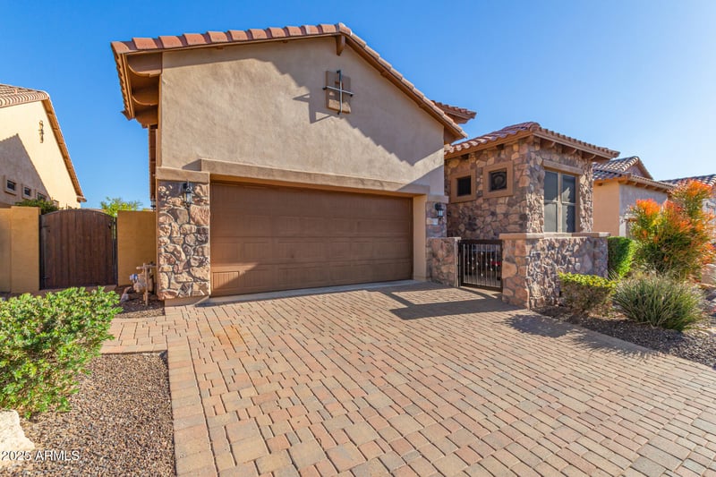 8336 Ingram St, Mesa, AZ 85207