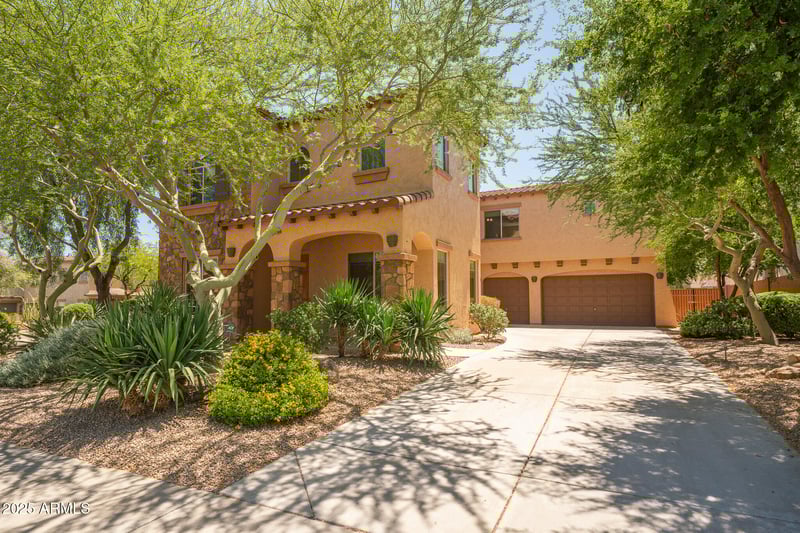 8337 Lariat Ln, Peoria, AZ 85383